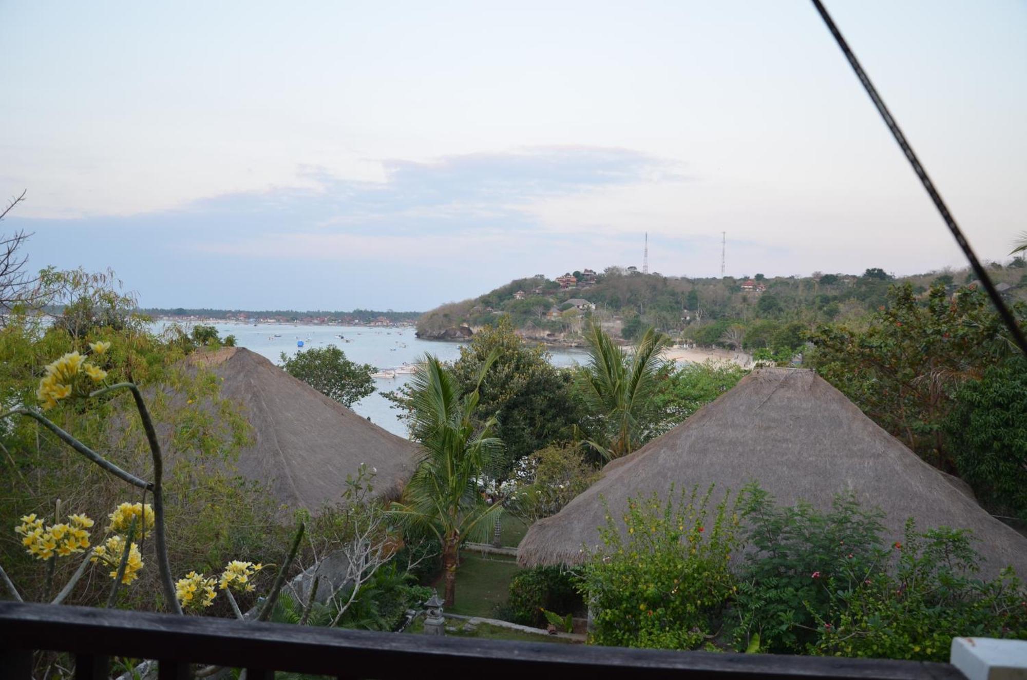 Tamarind Beach Bungalow Nusa Lembongan  Room photo