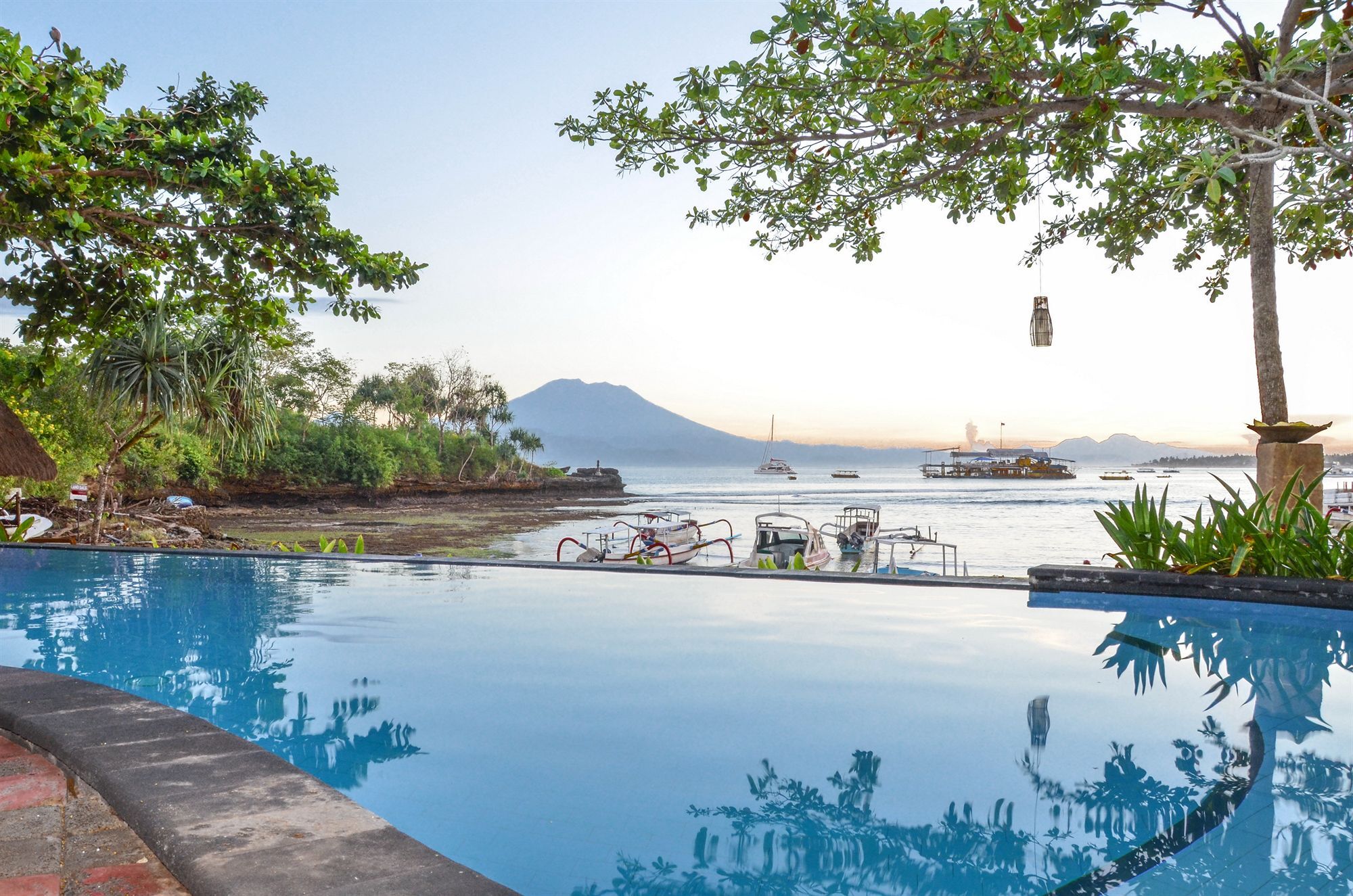 Tamarind Beach Bungalow Nusa Lembongan  Exterior photo
